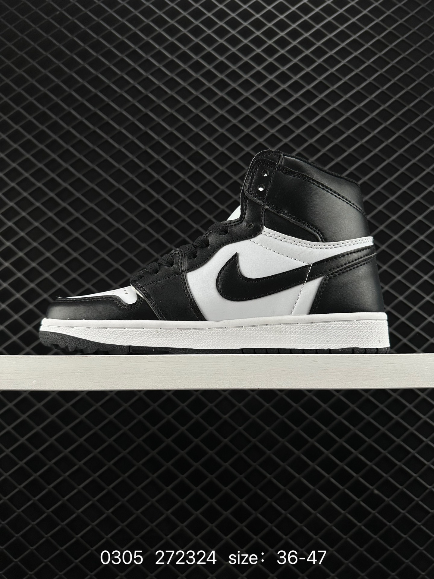 Nike Air Jordan 1 Retro High OG”Black/White“